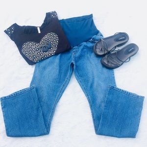 💕Two Hearts Maternity Distressed Jeans 👖